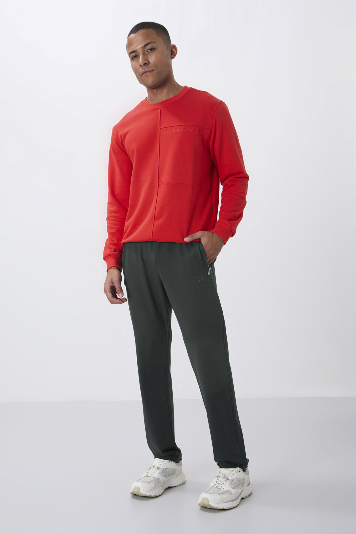 Haki Fermuar Cepli Dar Kalıp Klasik Paça Erkek Eşofman Alt - 84669 - TOMMYLIFE (1)