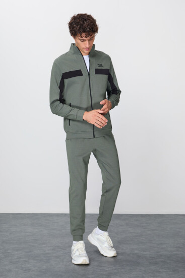 Haki Yüzeyi Dokulu Standart Fit Nakışlı Erkek Eşofman Takım - 85248 - Air Jones