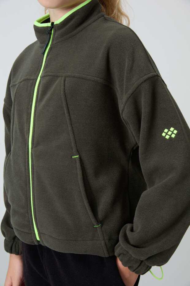 Haki Kalın Yumuşak Dokulu Standart Fit Nakışlı Polar Kız Çocuk Sweatshirt - 75157 - 3