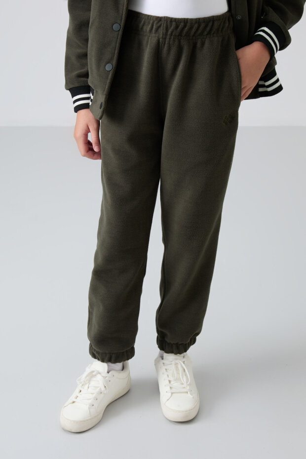 Haki Kalın Yumuşak Dokulu Standart Fit Nakışlı Polar Kız Çocuk Eşofman Alt - 75155 - 3