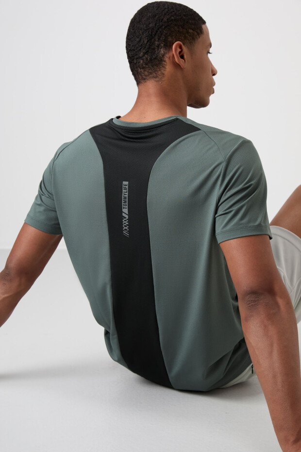 Haki Nefes Alan Dokulu İnce Esnek Standart Fit Erkek Performans T-Shirt - 88387 - 3