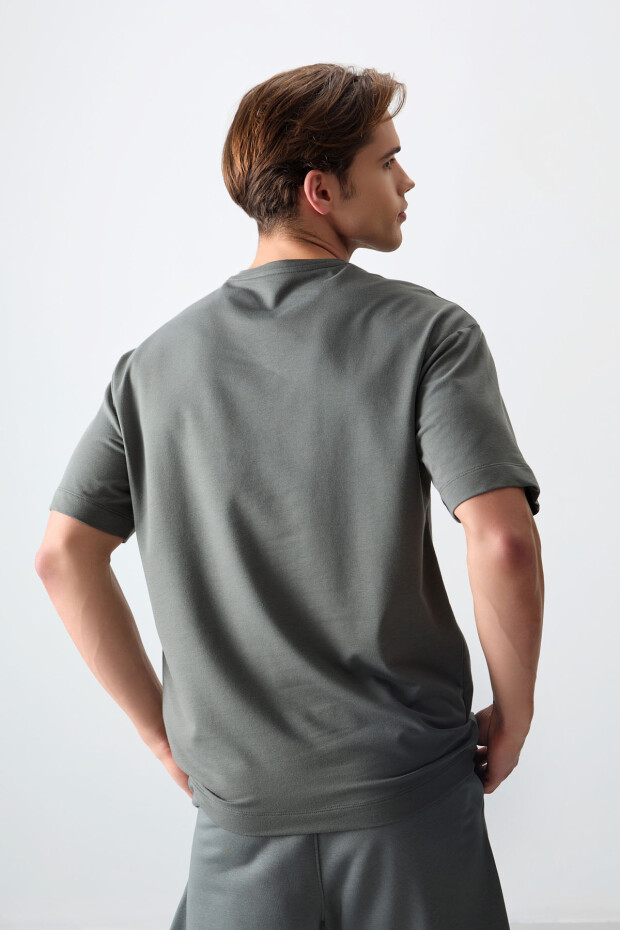 Haki Pamuklu Kalın Yumuşak Dokulu Oversize Fit Basic Erkek T-Shirt - 88377 - 6