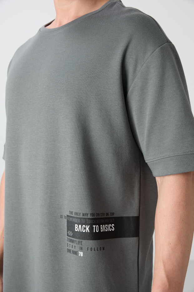 Haki Pamuklu Kalın Yumuşak Dokulu Oversize Fit Baskılı Erkek T-Shirt - 88322 - 3