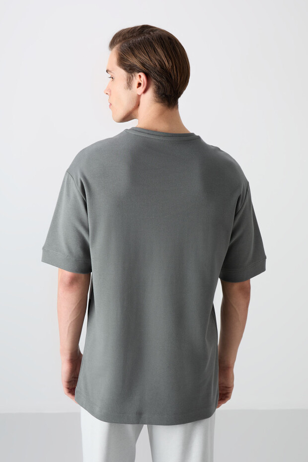 Haki Pamuklu Kalın Yumuşak Dokulu Oversize Fit Baskılı Erkek T-Shirt - 88322 - 5