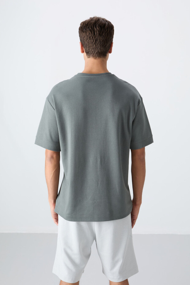 Haki Pamuklu Kalın Yumuşak Dokulu Oversize Fit Baskılı Erkek T-Shirt - 88323 - 5