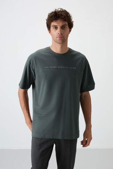 Haki Pamuklu Kalın Yüzeyi Dokulu Oversize Fit Baskılı Erkek T-Shirt - 88371 
