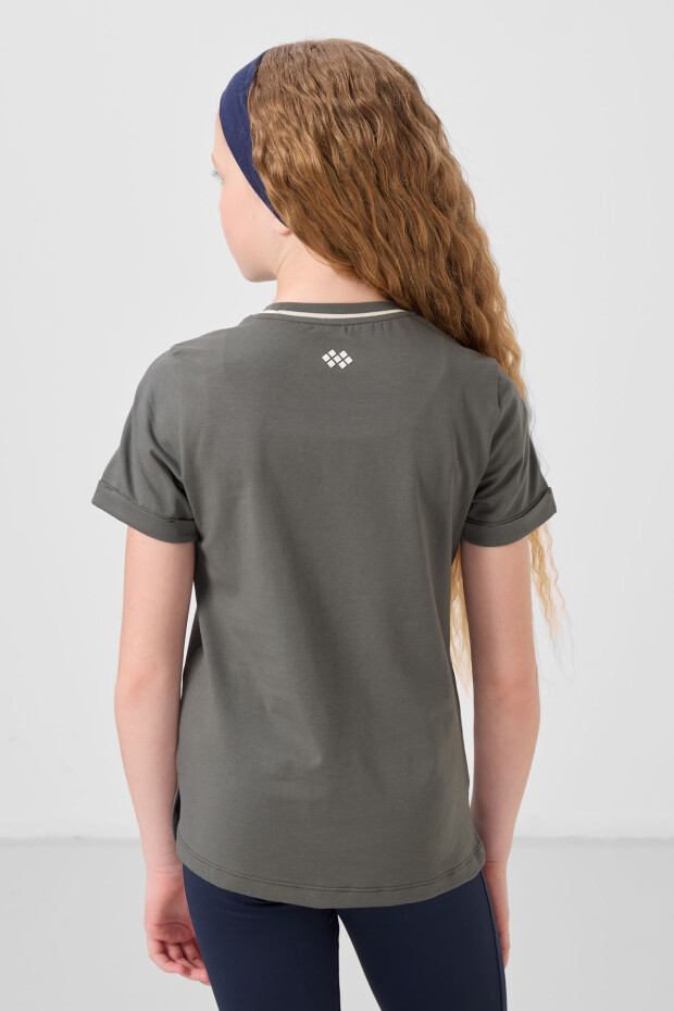 Haki Pamuklu O Yaka Standart Fit Basic Kız Çocuk T-Shirt - 75177 - 7