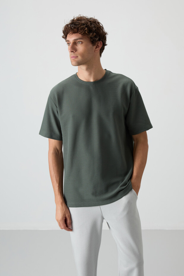 Haki Waffle İnterlok Yüzeyi Dokulu Oversize Fit Basic Erkek T-Shirt - 88379 - 5
