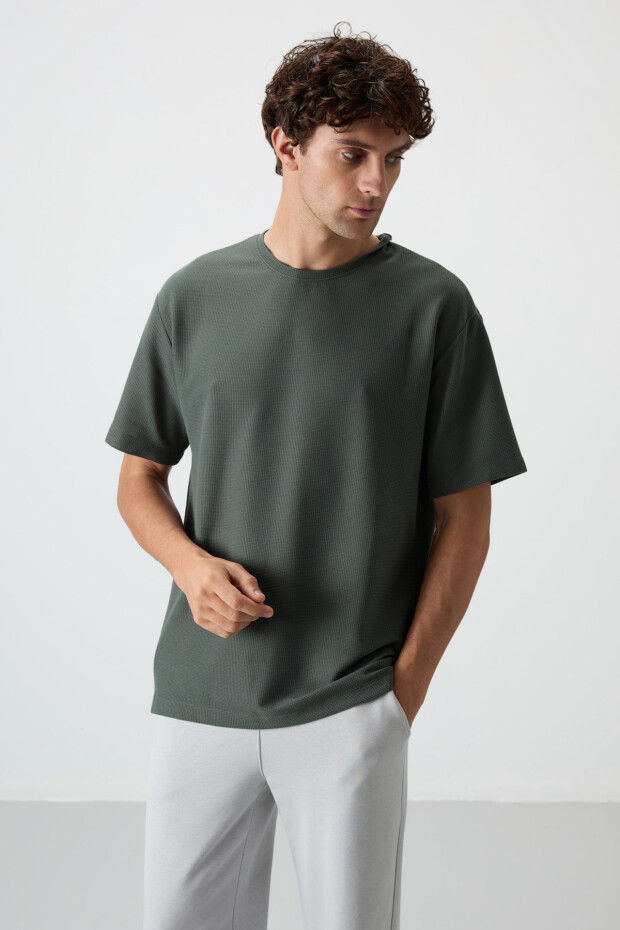 Haki Waffle İnterlok Yüzeyi Dokulu Oversize Fit Basic Erkek T-Shirt - 88379 - 2