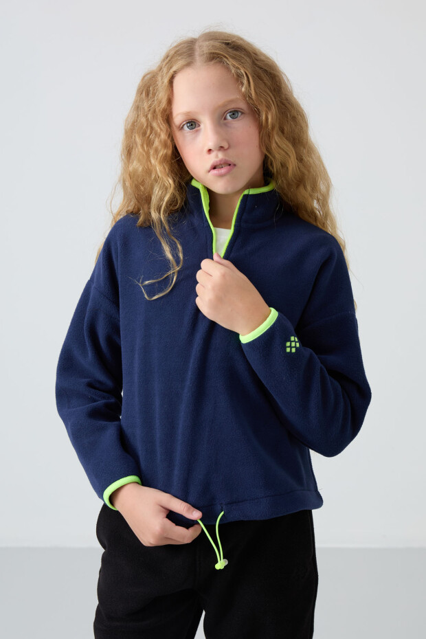 İndigo Kalın Yumuşak Dokulu Standart Fit Nakışlı Polar Kız Çocuk Sweatshirt - 75151 - 1