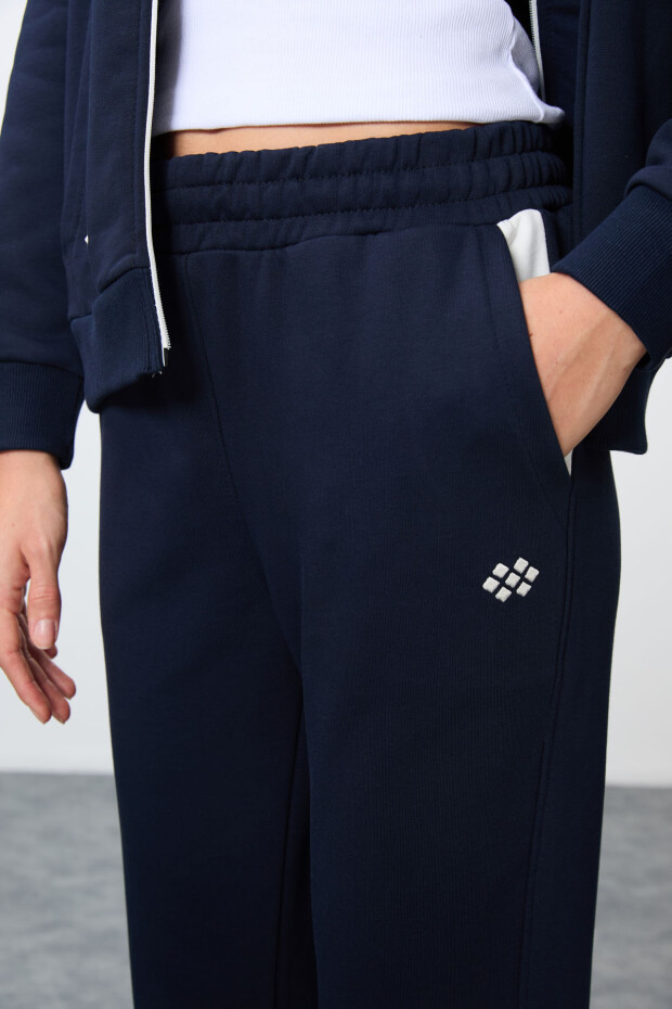 İndigo Kompakt Pamuklu Kalın Pürüzsüz Dokulu Kapüşonlu Oversize Fit Kadın Eşofman Takım - 95343 - 6