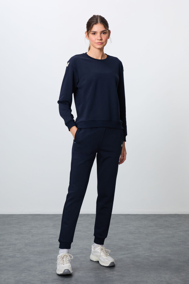 İndigo Kompakt Pamuklu Kalın Pürüzsüz Dokulu O Yaka Oversize Fit Kadın Eşofman Takım - 95341 - 3