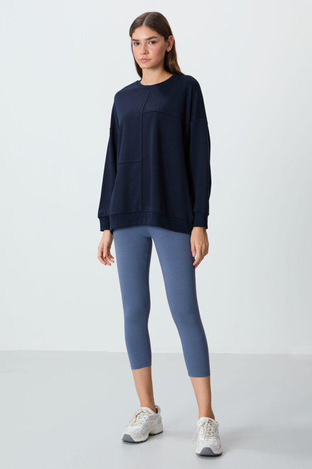 İndigo Kompakt Pamuklu Kalın Pürüzsüz Dokulu O Yaka Oversize Fit Kadın Sweatshirt - 97288 - 2