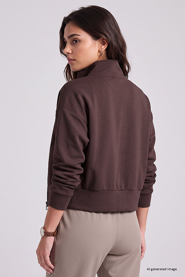 Kahverengi Dik Yaka Standart Kalıp Crop Kadın Sweatshirt - 97317 - 5