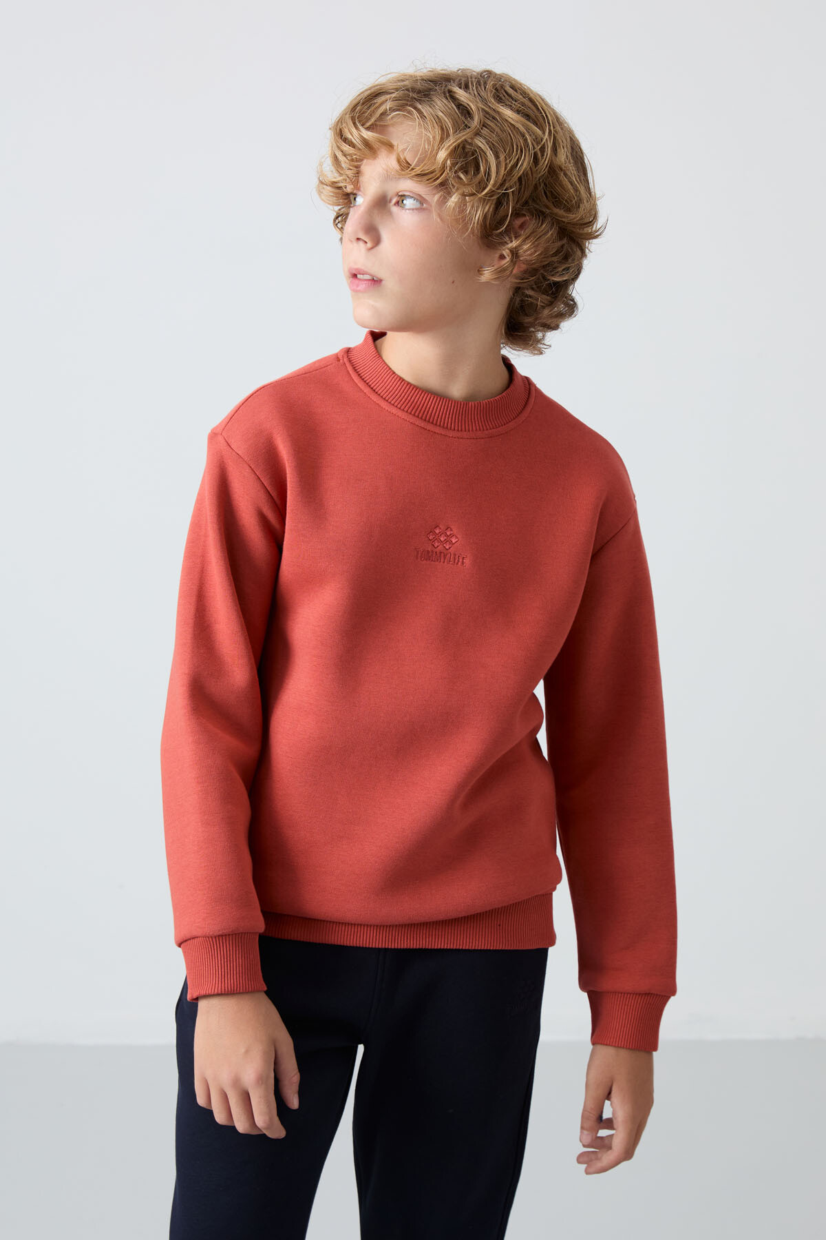 Kiremit-Lacivert Pamuklu Kalın İçi Tüylü Standart Fit Nakışlı Erkek Çocuk Eşofman Takım - 11249 - TOMMYLIFE (1)