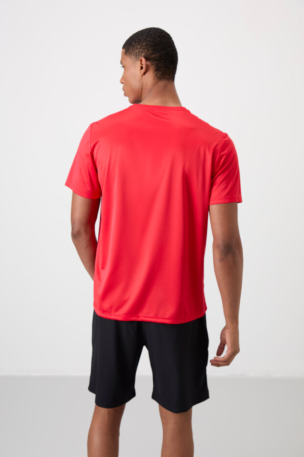 Kırmızı Nefes Alan Dokulu İnce Esnek Standart Fit Erkek Performans T-Shirt - 88385 - 5