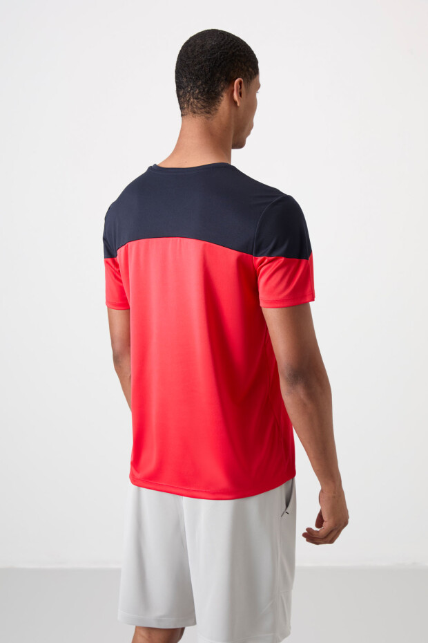 Kırmızı Nefes Alan Dokulu İnce Esnek Standart Fit Erkek Performans T-Shirt - 88386 - 5