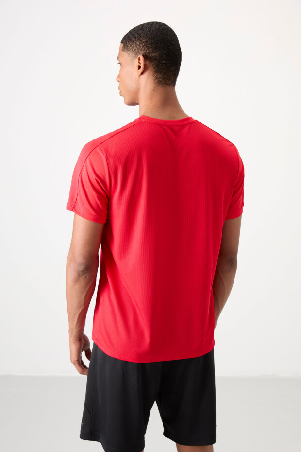 Kırmızı Nefes Alan Dokulu İnce Esnek Standart Fit Erkek Performans T-Shirt - 88390 - 5