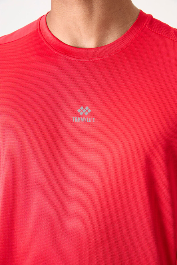 Kırmızı Nefes Alan Dokulu İnce Esnek Standart Fit Erkek Performans T-Shirt - 88390 - 3