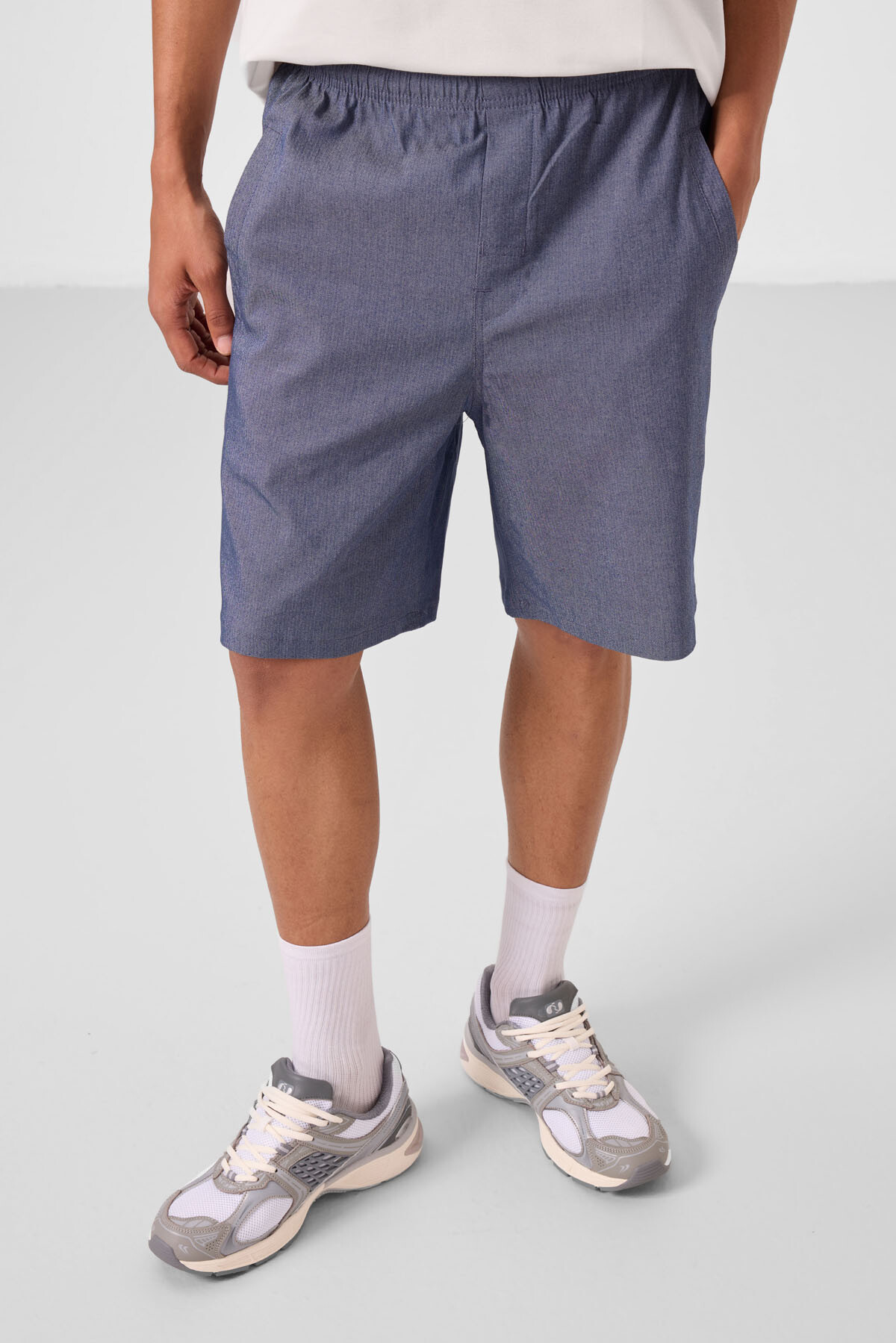 Kot Lacivert Standart Fit Dokuma Hafif Esnek Chino Erkek Şort - 81292 - TOMMYLIFE (1)