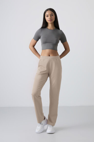 Koyu Bej Yüksek Bel Cepli Rahat Form Klasik Paça Kadın Eşofman Alt - 94584 