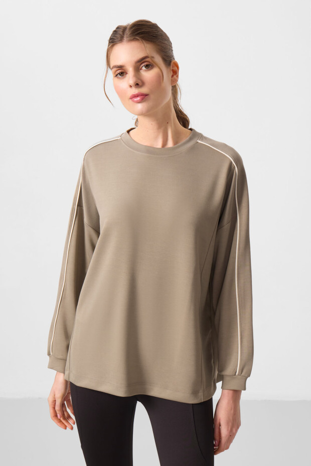 Koyu Bej Yumuşak Dokulu O Yaka Oversize Kadın Tunik Sweatshirt - 97303 - 4