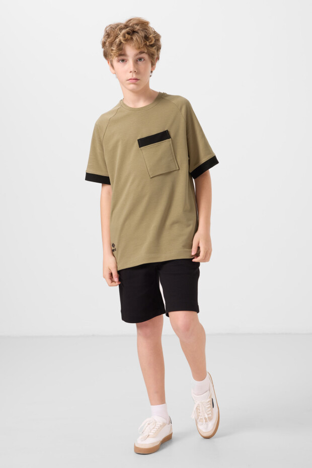 Koyu Bej Pamuklu Yumuşak Dokulu Oversize Cep Detaylı Erkek Çocuk T-Shirt - 11295 - 2