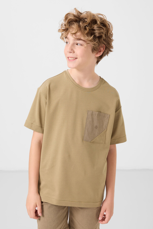 Koyu Bej-Camel Pamuklu Oversize Fit Dokuma Hafif Esnek Chino Erkek Çocuk Şort Takım - 11278 - 4