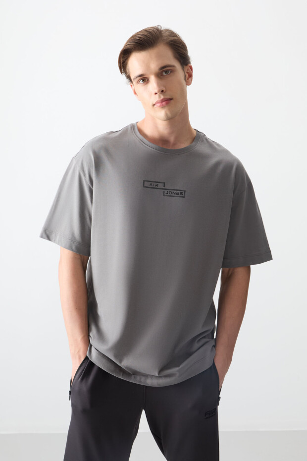Koyu Gri %100 Pamuk Kalın Yumuşak Dokulu Oversize Fit Baskılı Erkek T-Shirt - 88361 - 1