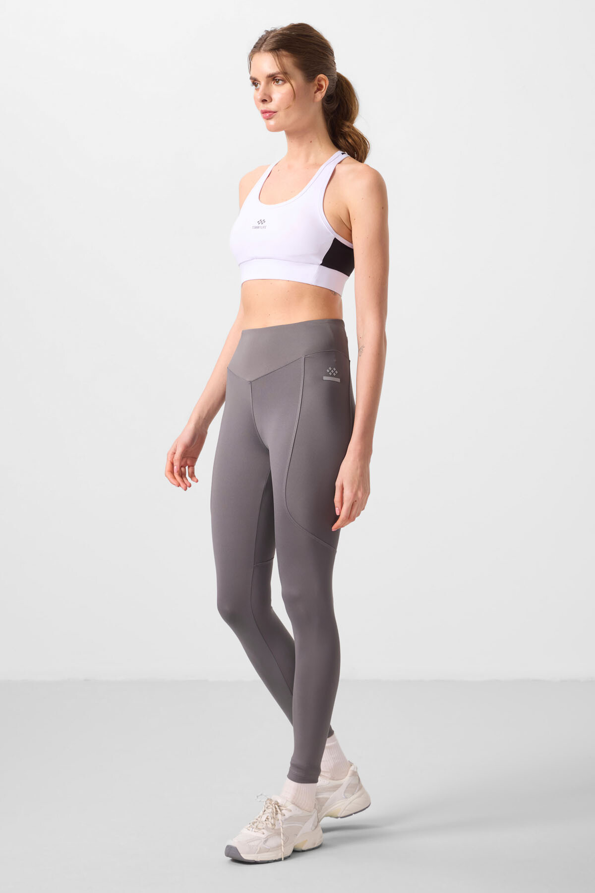 Koyu Gri Standart Fit Esnek Performans Kadın Tayt - 94666 - TOMMYLIFE