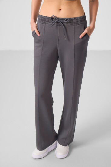 Koyu Gri Yumuşak Dokulu Cepli Ön Dikiş Detaylı Kadın Palazzo Pantolon - 94670 - TOMMYLIFE (1)