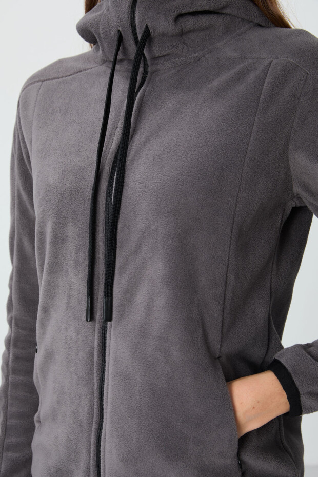 Koyu Gri Kalın Yumuşak Dokulu Kapüşonlu Standart Fit Nakışlı Polar Kadın Sweatshirt -97287 - 5