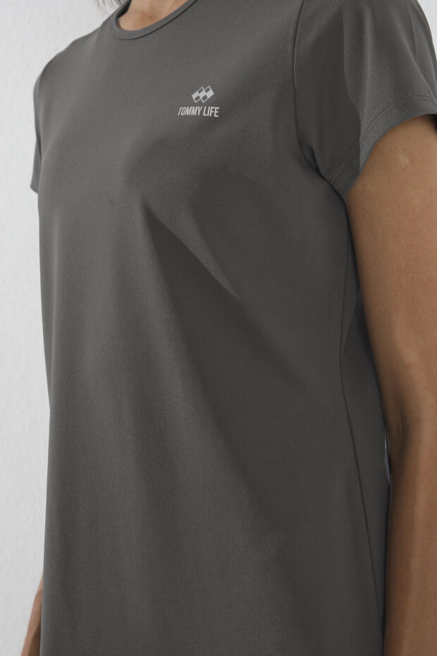 Koyu Gri Basic Kısa Kol Standart Kalıp O Yaka Kadın T-Shirt - 97144 - 5