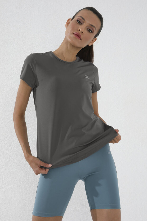 Koyu Gri Basic Kısa Kol Standart Kalıp O Yaka Kadın T-Shirt - 97144 - 4