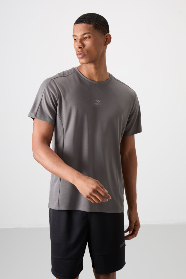 Koyu Gri Nefes Alan Dokulu İnce Esnek Standart Fit Erkek Performans T-Shirt - 88390 - 4
