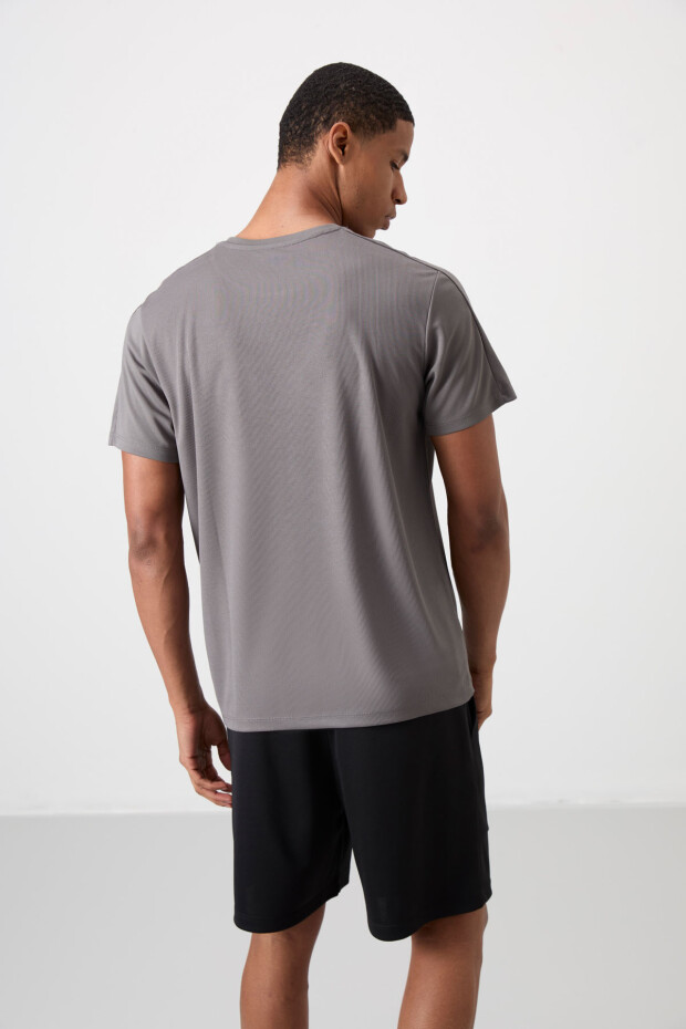 Koyu Gri Nefes Alan Dokulu İnce Esnek Standart Fit Erkek Performans T-Shirt - 88390 - 5
