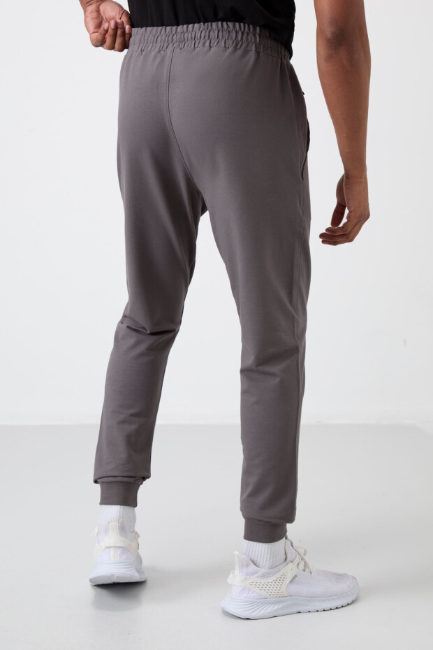 Koyu Gri Pamuk Yumuşak Dokulu Standart Fit Nakışlı Erkek Eşofman Alt - 82133 - 6