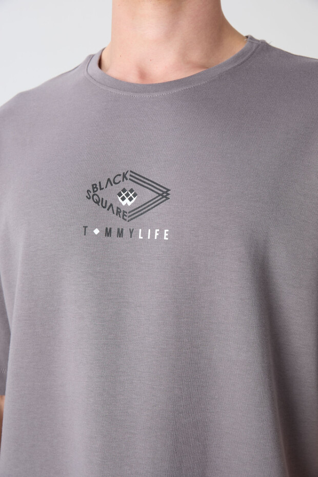 Koyu Gri Pamuklu Kalın Yumuşak Dokulu Oversize Fit Baskılı Erkek T-Shirt - 88325 - 3
