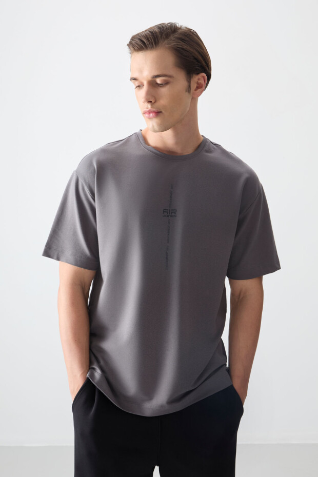 Koyu Gri Pamuklu Kalın Yumuşak Dokulu Oversize Fit Baskılı Erkek T-Shirt - 88373 - 2