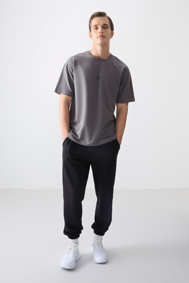 Koyu Gri Pamuklu Kalın Yumuşak Dokulu Oversize Fit Baskılı Erkek T-Shirt - 88373 - 4