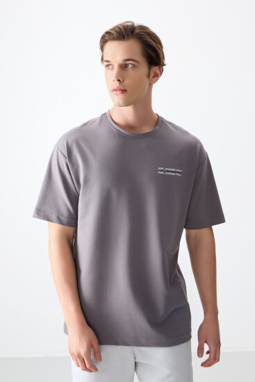 Koyu Gri Pamuklu Kalın Yumuşak Dokulu Oversize Fit Baskılı Erkek T-Shirt - 88375 