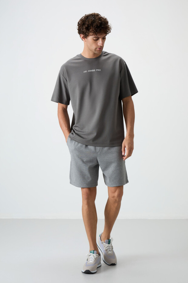 Koyu Gri Pamuklu Kalın Yüzeyi Dokulu Oversize Fit Baskılı Erkek T-Shirt - 88364 - 3