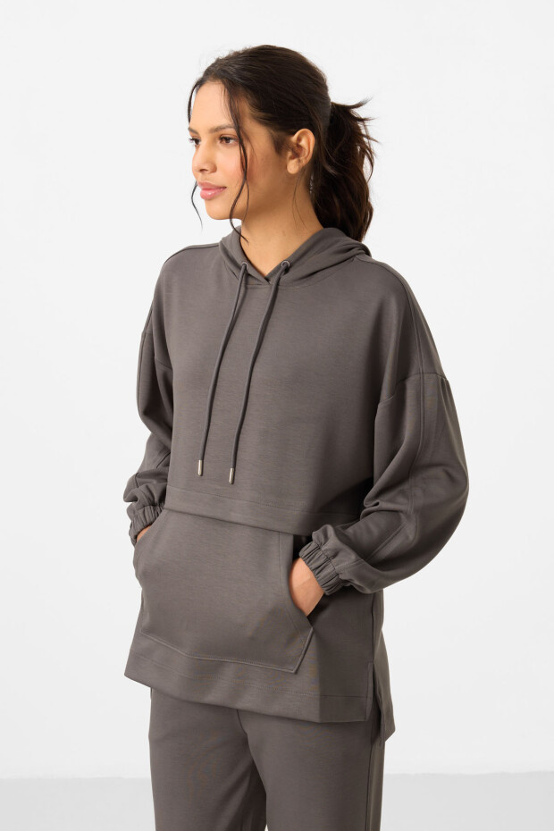 Koyu Gri Yumuşak Dokulu Kapüşonlu Oversize Kadın Eşofman Tunik Takım - 95348 - 3