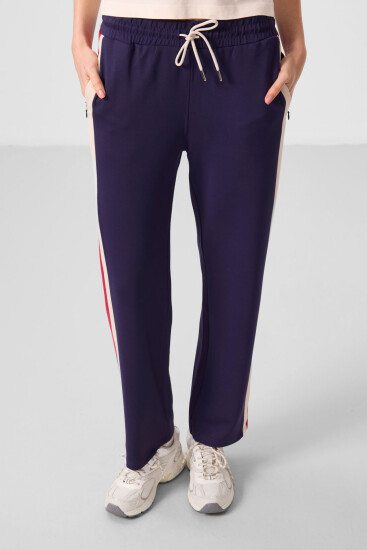 Koyu Mor Yumuşak Dokulu Yan Panel Detaylı Geniş Paça Kadın Palazzo Pantolon - 94671 - TOMMYLIFE (1)