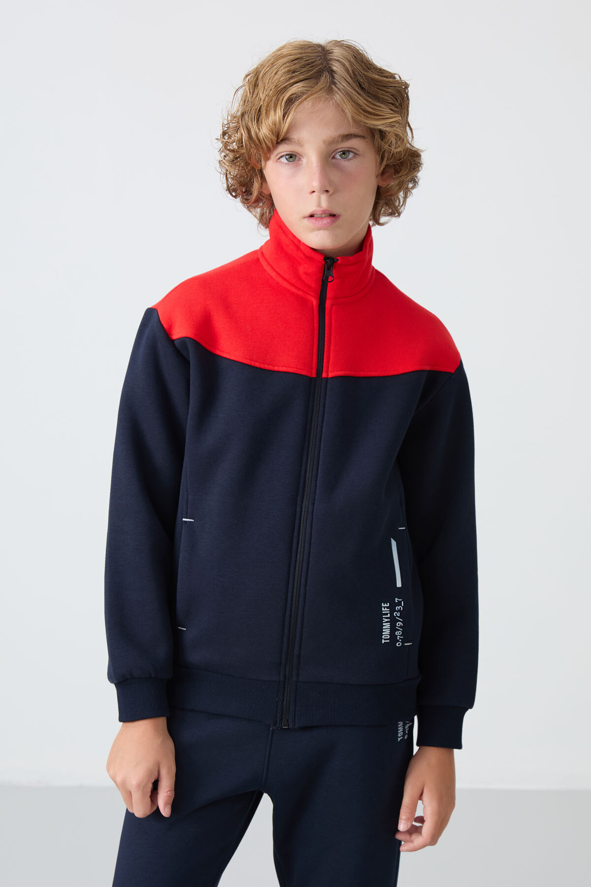 Lacivert Pamuklu Kalın İçi Tüylü Standart Fit Nakışlı Erkek Çocuk Eşofman Takım - 11240 - TOMMYLIFE (1)