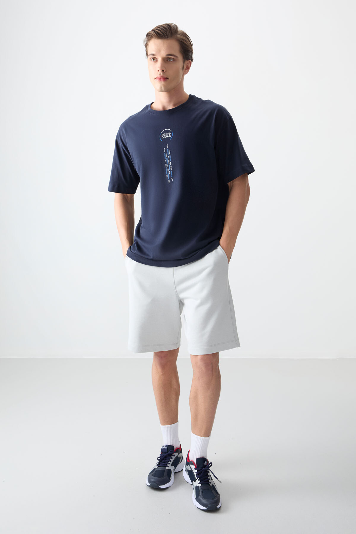 Lacivert %100 Pamuk Kalın Yumuşak Dokulu Oversize Fit Baskılı Erkek T-Shirt - 88355 - Air Jones