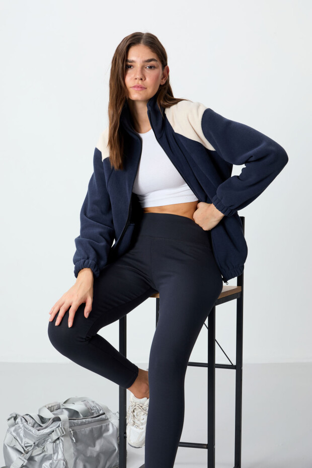 Lacivert Kalın Yumuşak Dokulu Dik Yaka Oversize Nakışlı Polar Kadın Sweatshirt - 97293 - 1