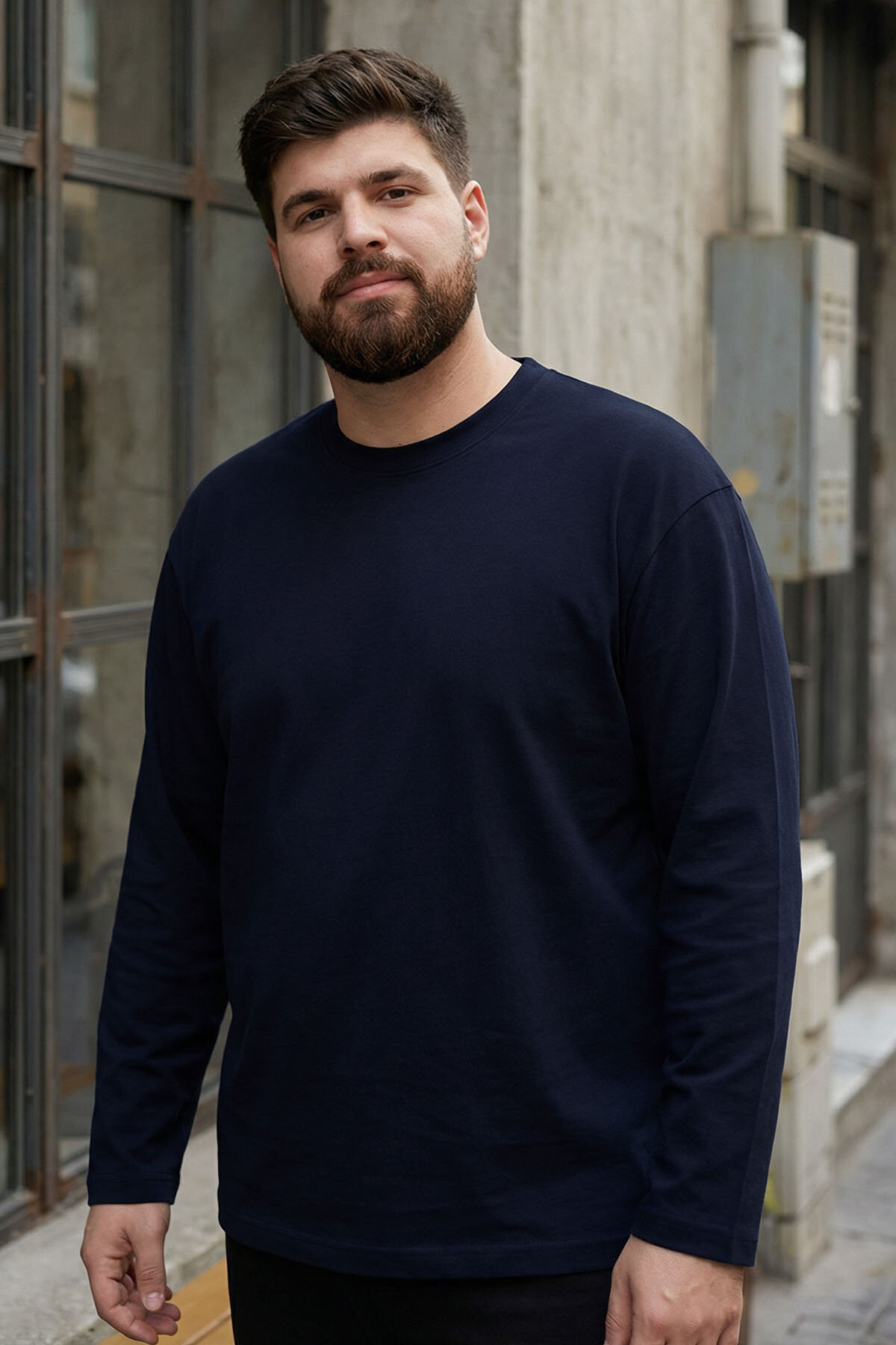 Lacivert O Yaka Rahat Form Battal Büyük Beden Uzun Kollu Erkek T-Shirt - 88107 - TOMMYLIFE