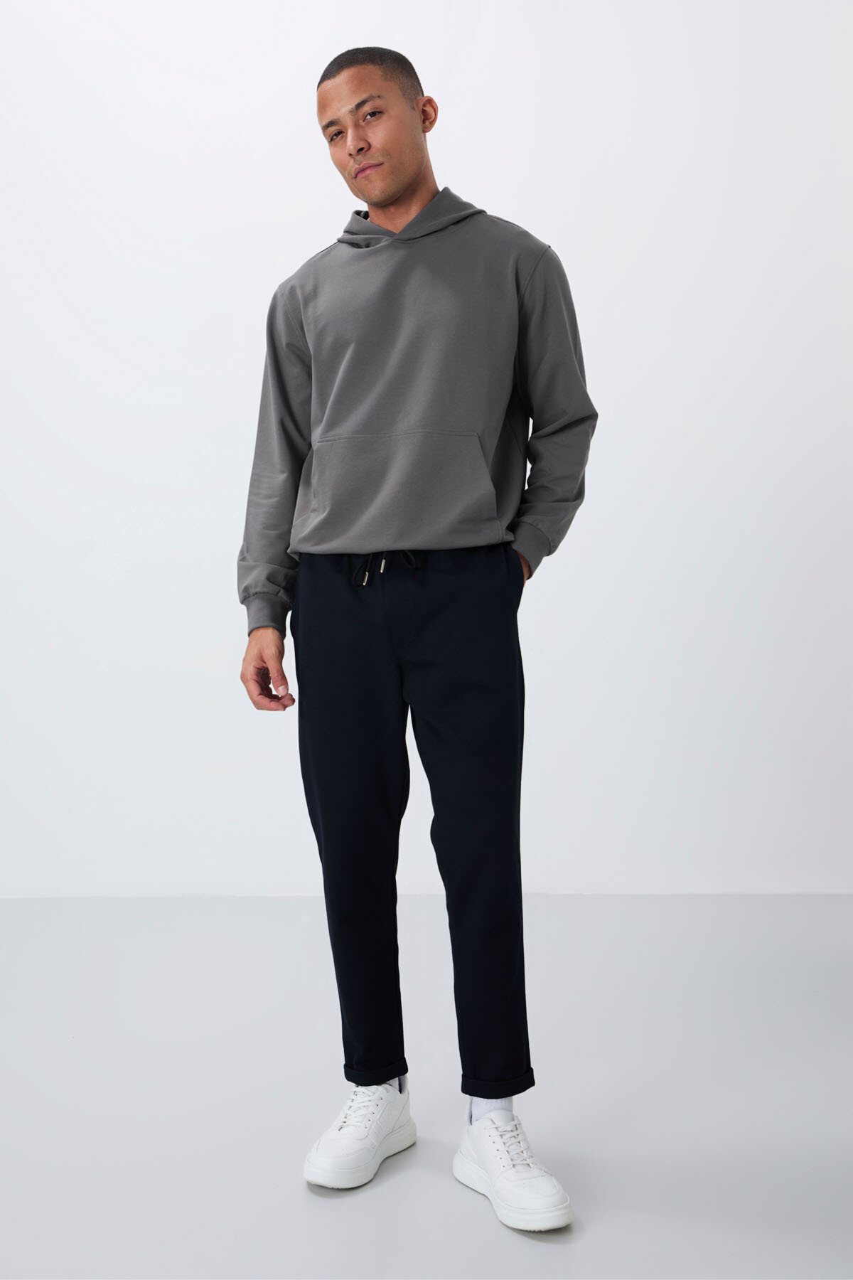 Lacivert Yüzeyi Dokulu Standart Fit Erkek Eşofman Alt - 82154 - Air Jones