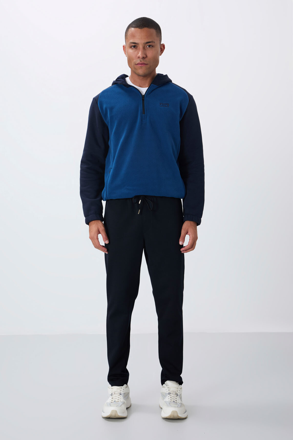 Lacivert Yüzeyi Dokulu Standart Fit Erkek Eşofman Alt - 82155 - Air Jones (1)